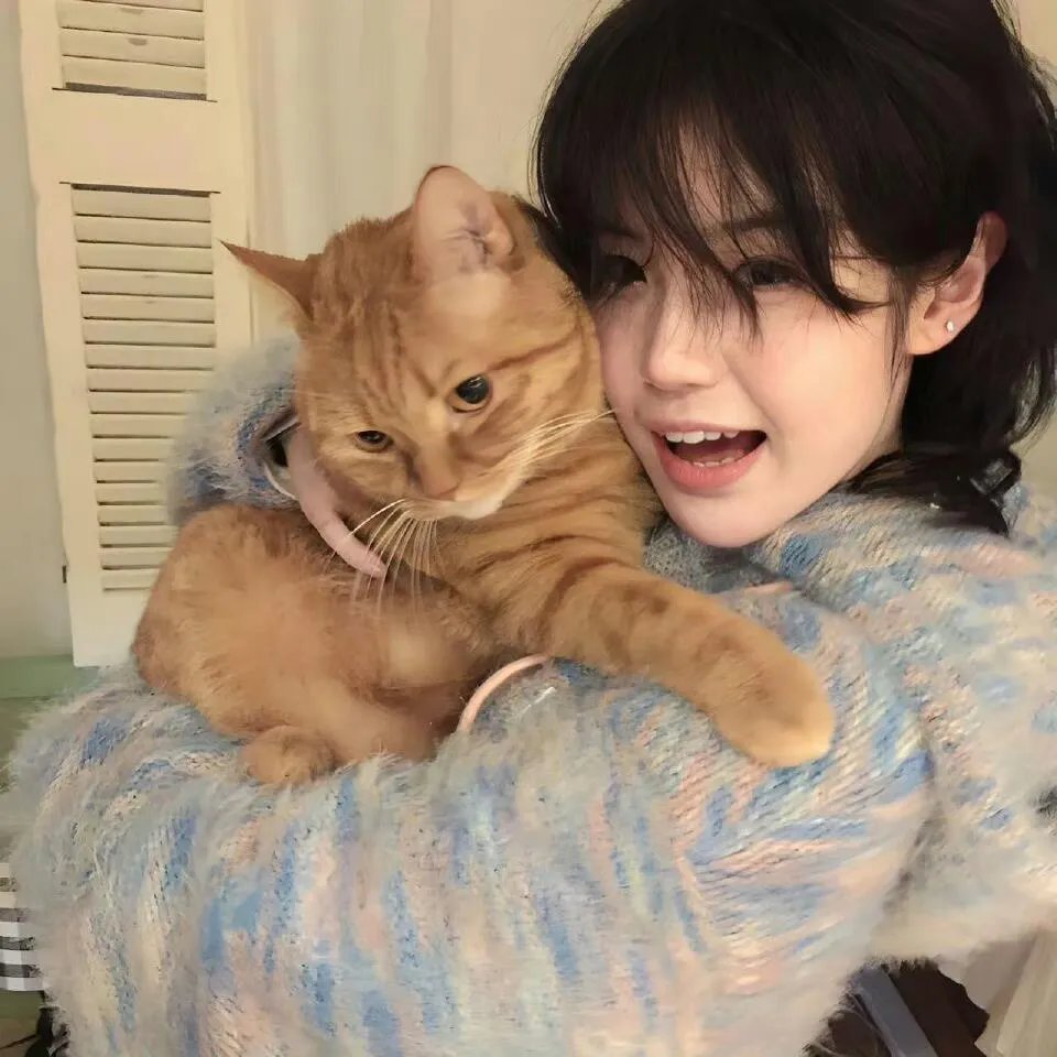 赤脚的基奉儿